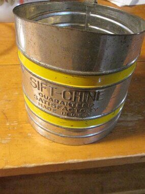 vtg Sift -Chine flour sifter front has Money Back Guaranteed satisfactory M/USA